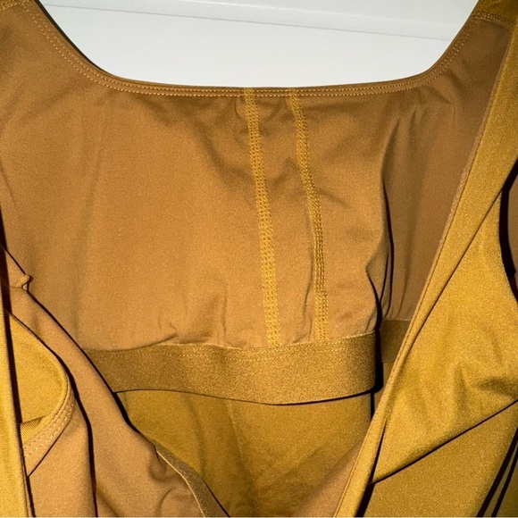 Fabletics Lydia Built-In Bra Tank - Picture 7 of 8